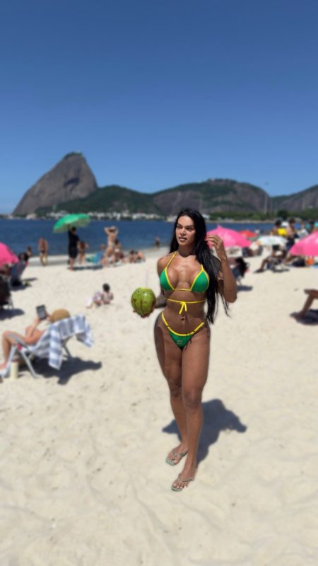 Monyque Soares 36