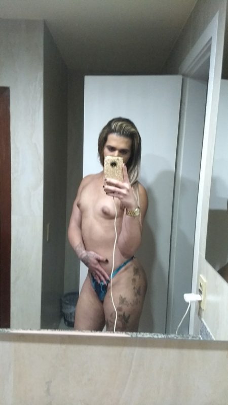 Leandra Pires 52