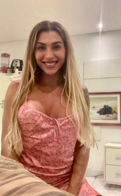 Julia Morena 71