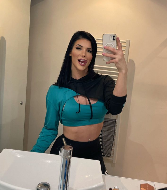 Victória Carvalho 76