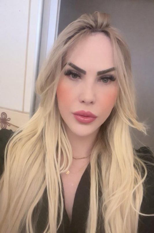 Renata Mello Rios 69