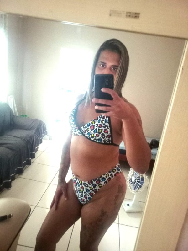 Leandra Pires 31