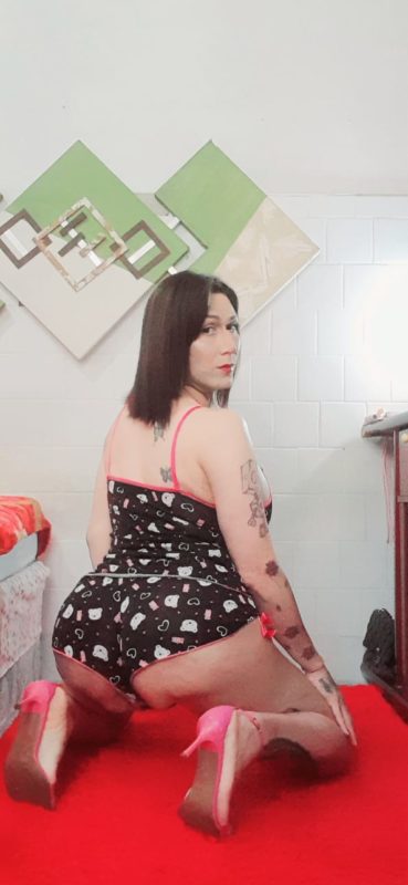 Nayane Hikita 23