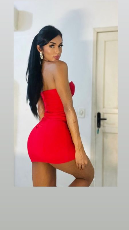 Julia Barcellos 3