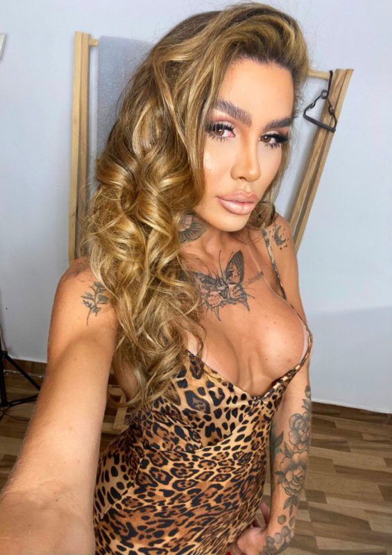 Giovanna Foxy 3