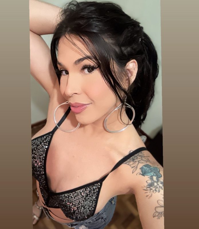 Nicole Rodrigues 4
