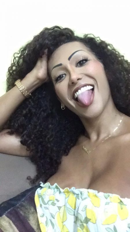 Barbie Preta 102