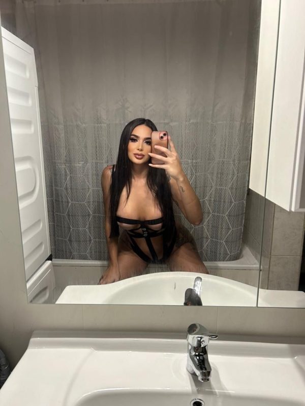Ellenzinha Sampaio 57