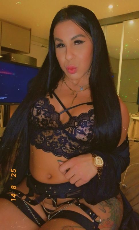 Nicolly Bythencourt 1