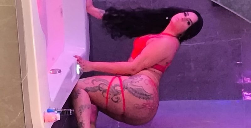 Jully Caprythi 4