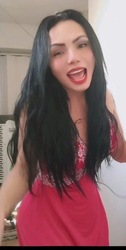 Laryssa Go 20
