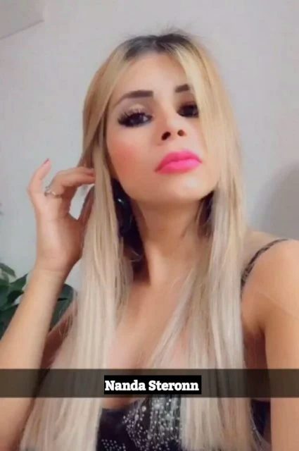 Nanda Steronn 11