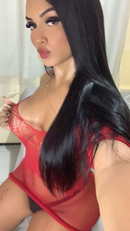 Bianca Sousa 40