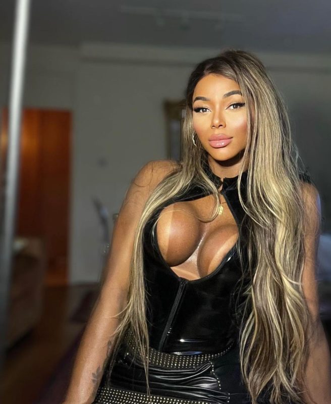 Mikaella Moura 13