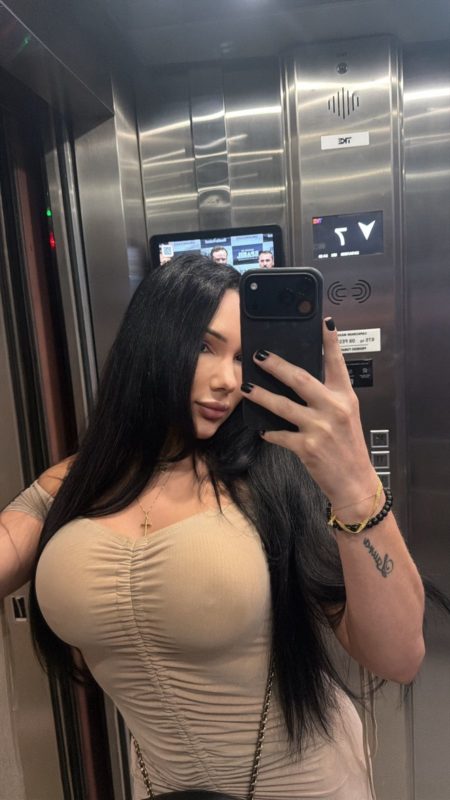 Carolina Belli 38