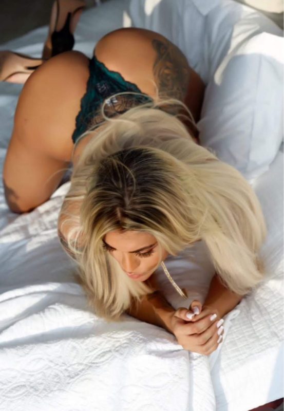 Julia Morena 41