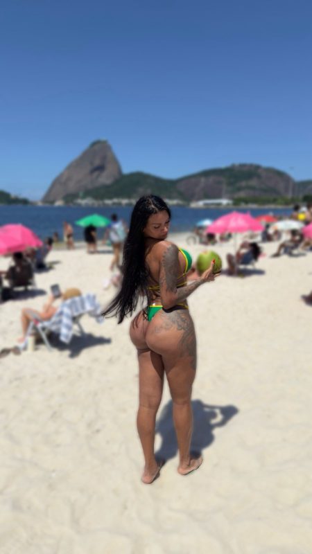 Monyque Soares 43