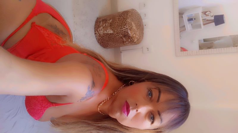Aline Martinelly 2