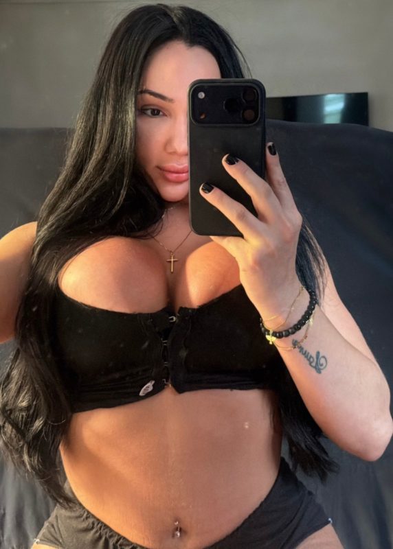 Carolina Belli 36