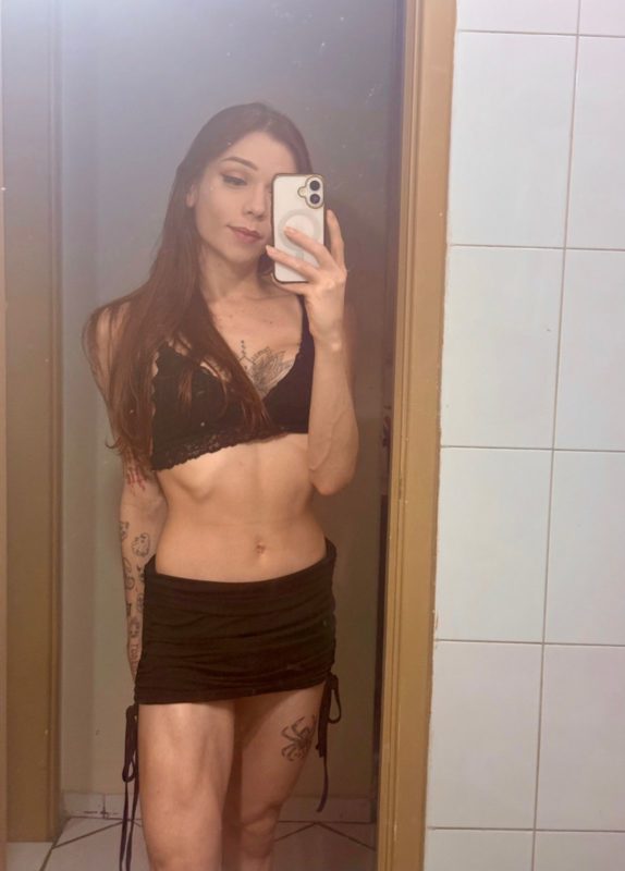 Bruna Mendes 4