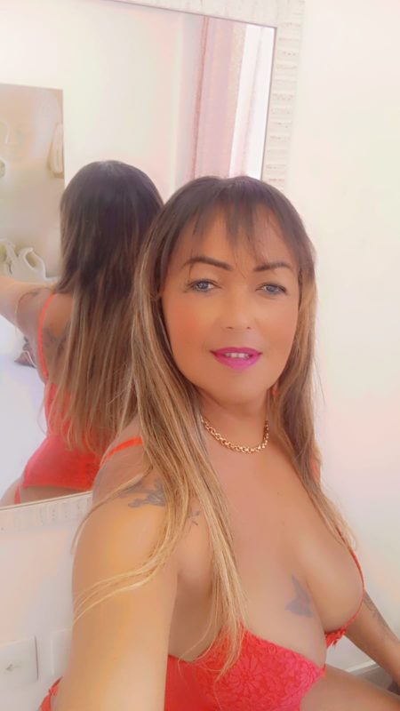 Aline Martinelly 55