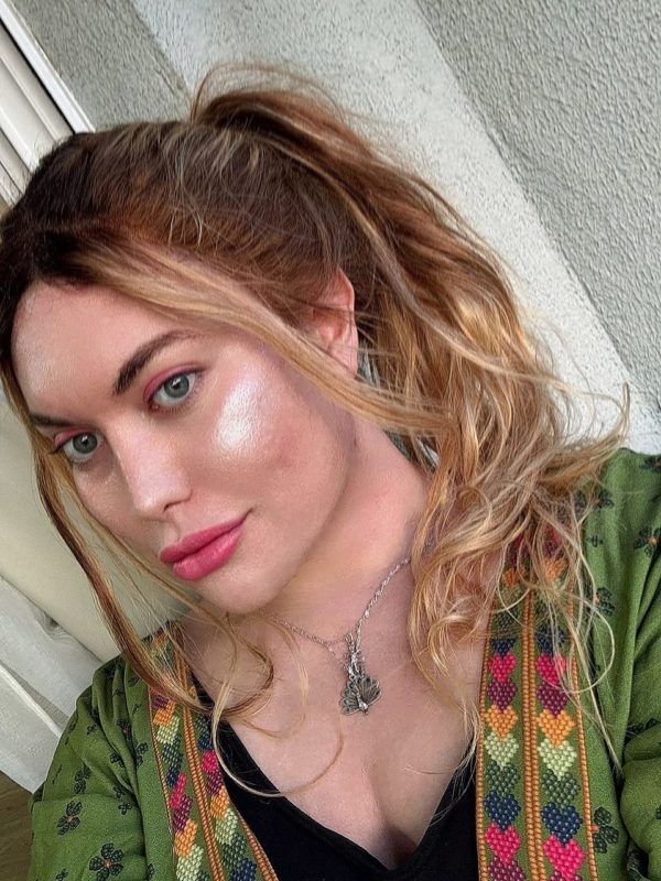 Lola Angel 17