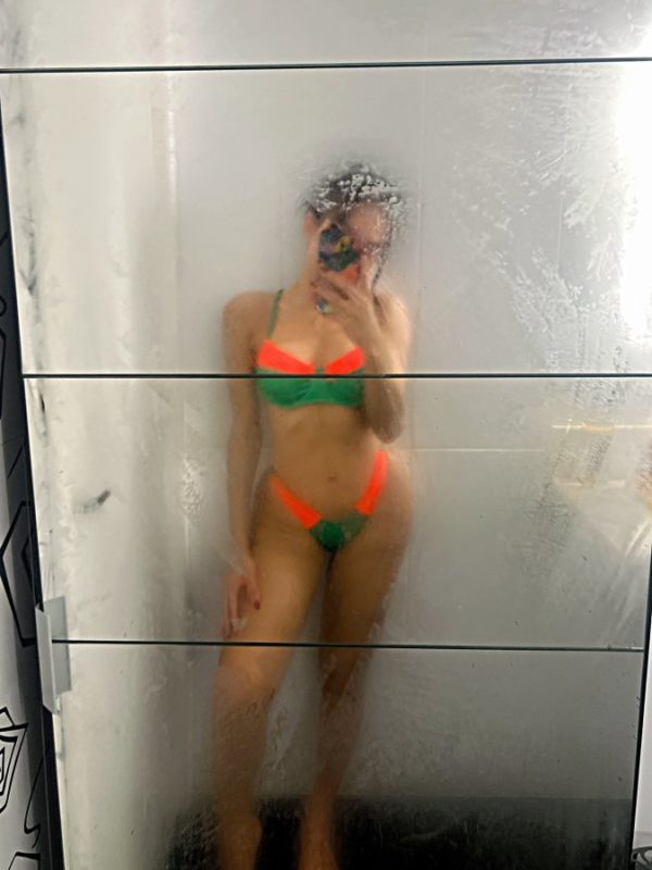 Anita Hot 2