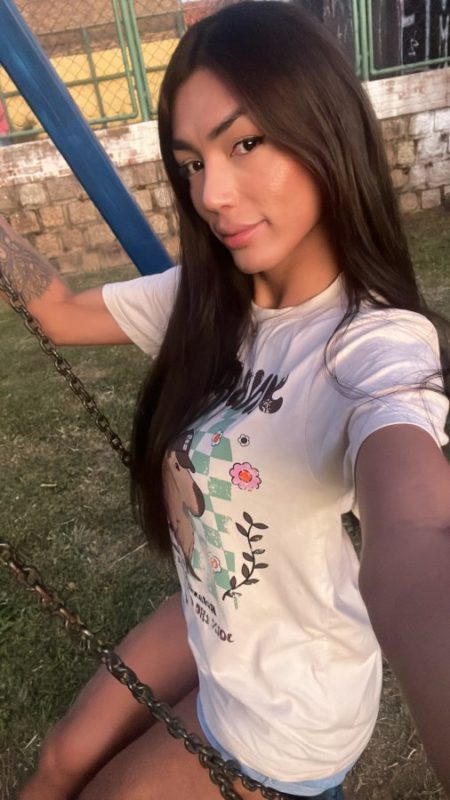 Julia Barcellos 15