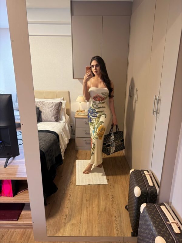 Yasmin Bianchi 6