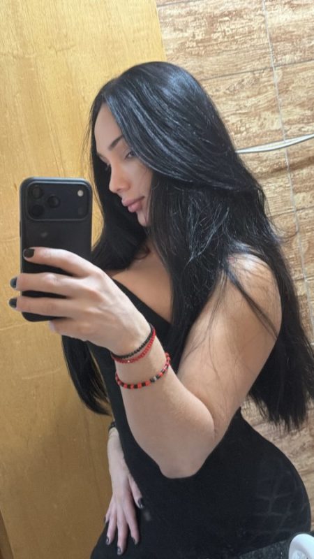 Carolina Belli 23