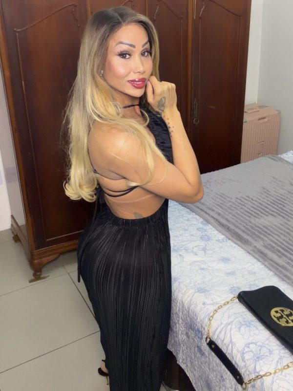 Aghata Ferraz 27