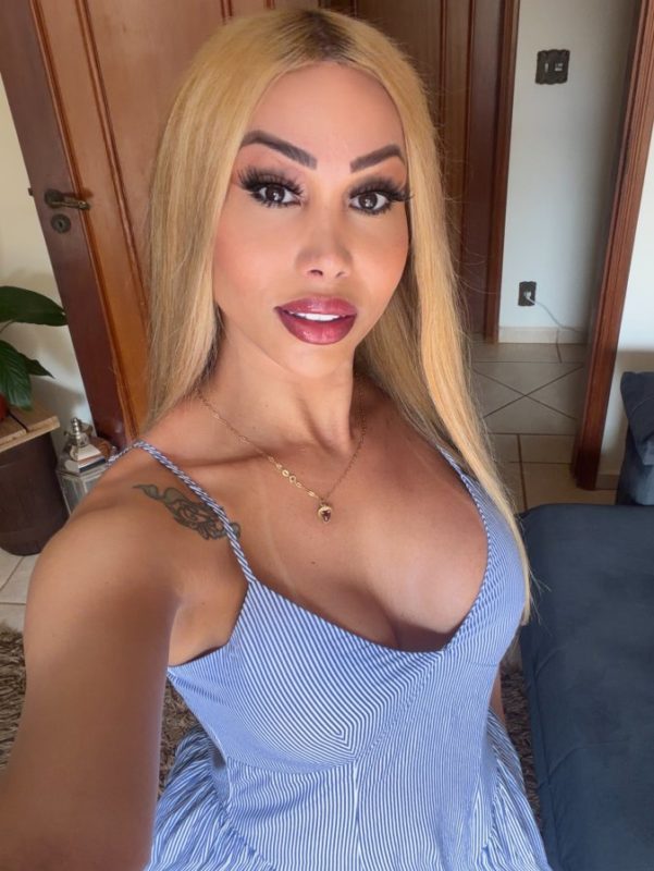 Aghata Ferraz 39