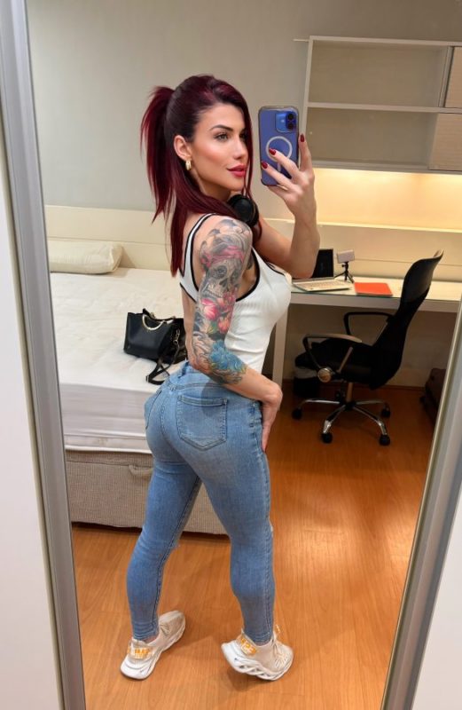 Victória Carvalho 17