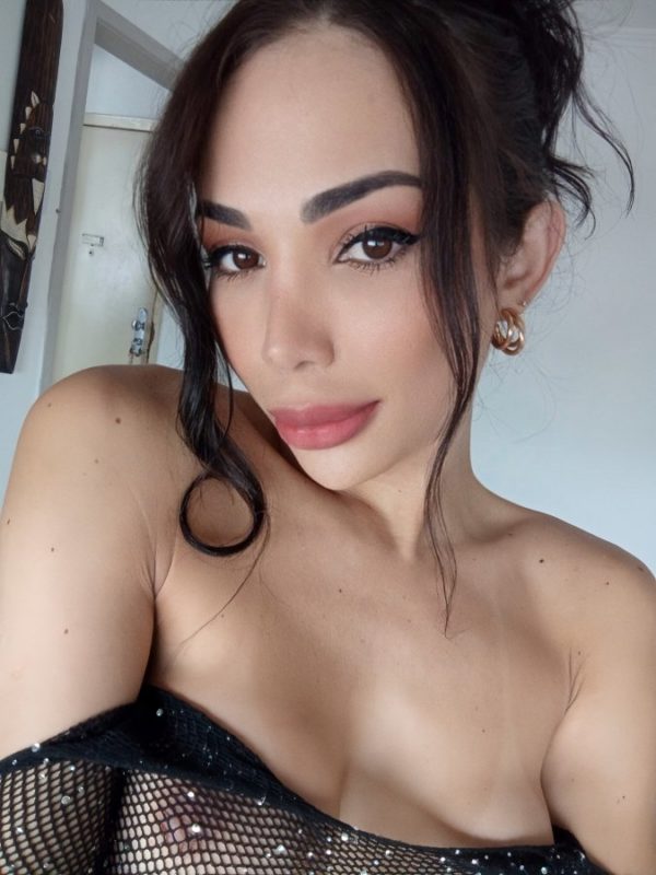 Anita Hot 1