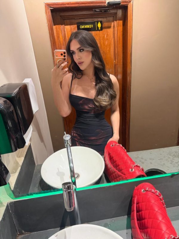 Yasmin Bianchi 10