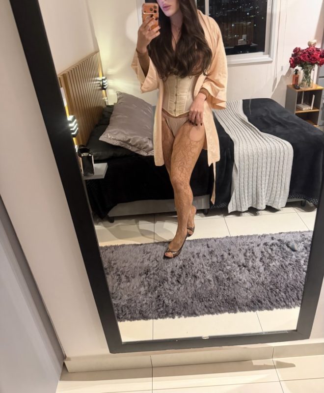 Yasmin Bianchi 14