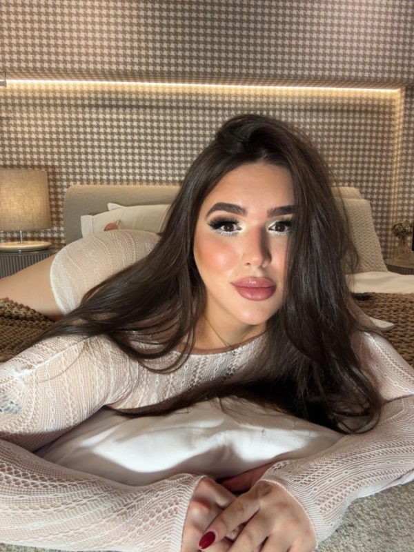 Yasmin Bianchi 3