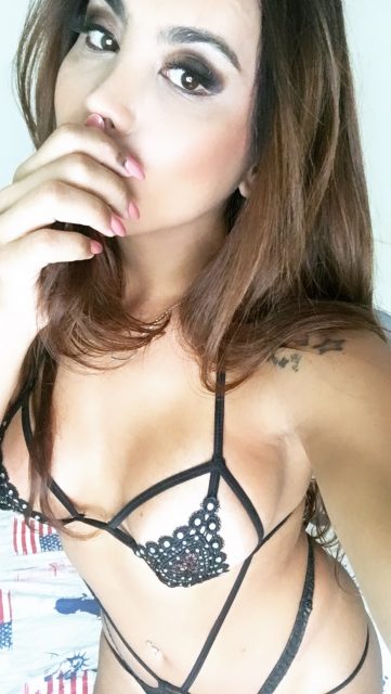 Izabela Surfistinha 51