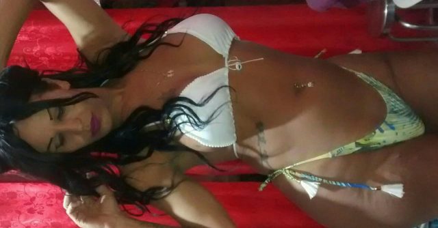 Aline Araújo 48