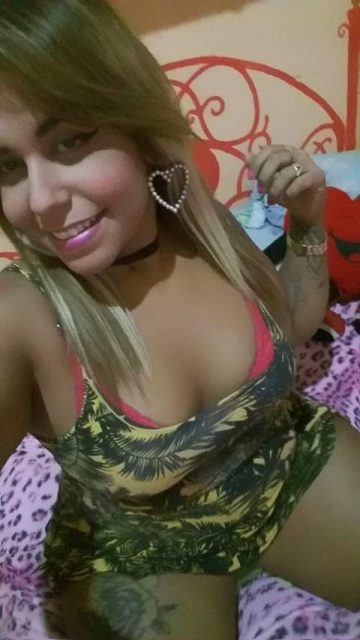 Thainá Índia 92