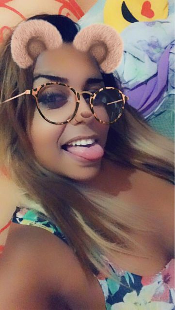 Thainá Índia 85