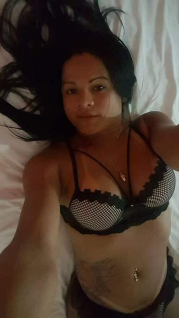 Jhennifer Mello 37