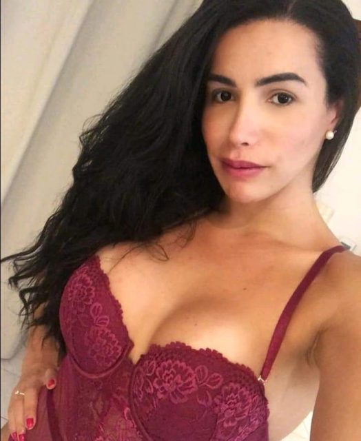 Daniela Albuquerque 44