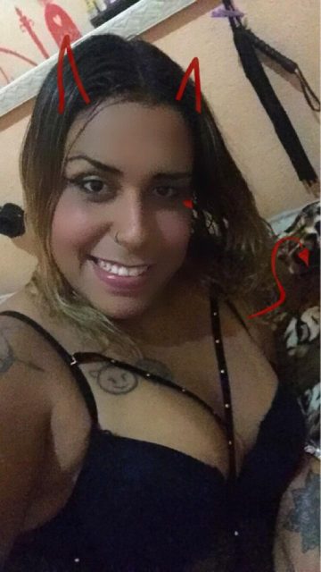 Thainá Índia 52