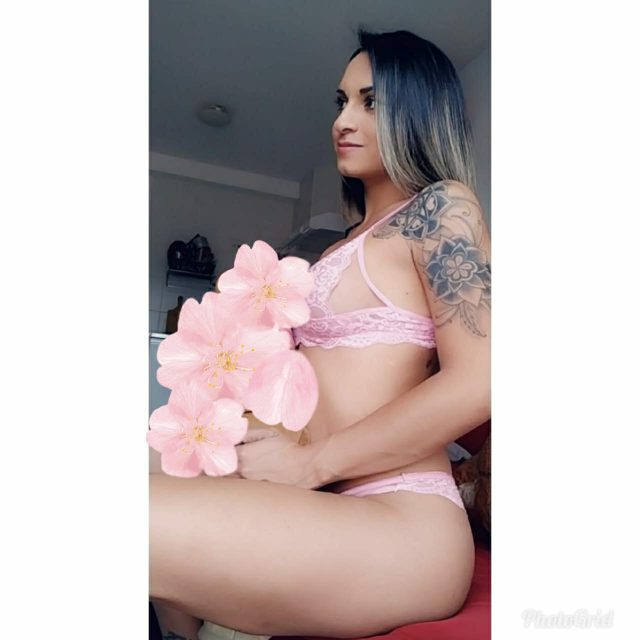 Alinne Caineli 4