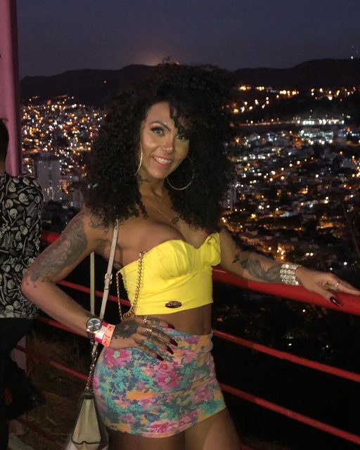 Vivi Safadinha 31