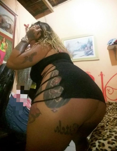 Thainá Índia 22