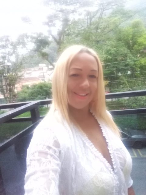 Aline Martinelly 56