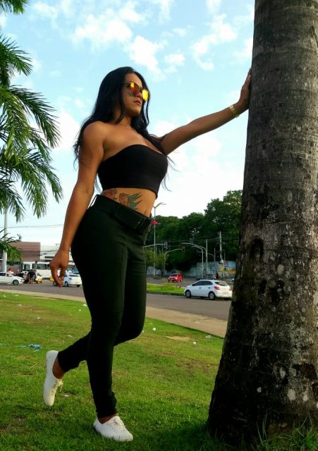 Jhennifer Mello 19