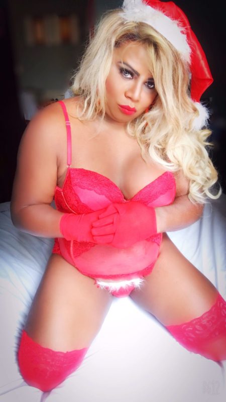 Larissa Close 7